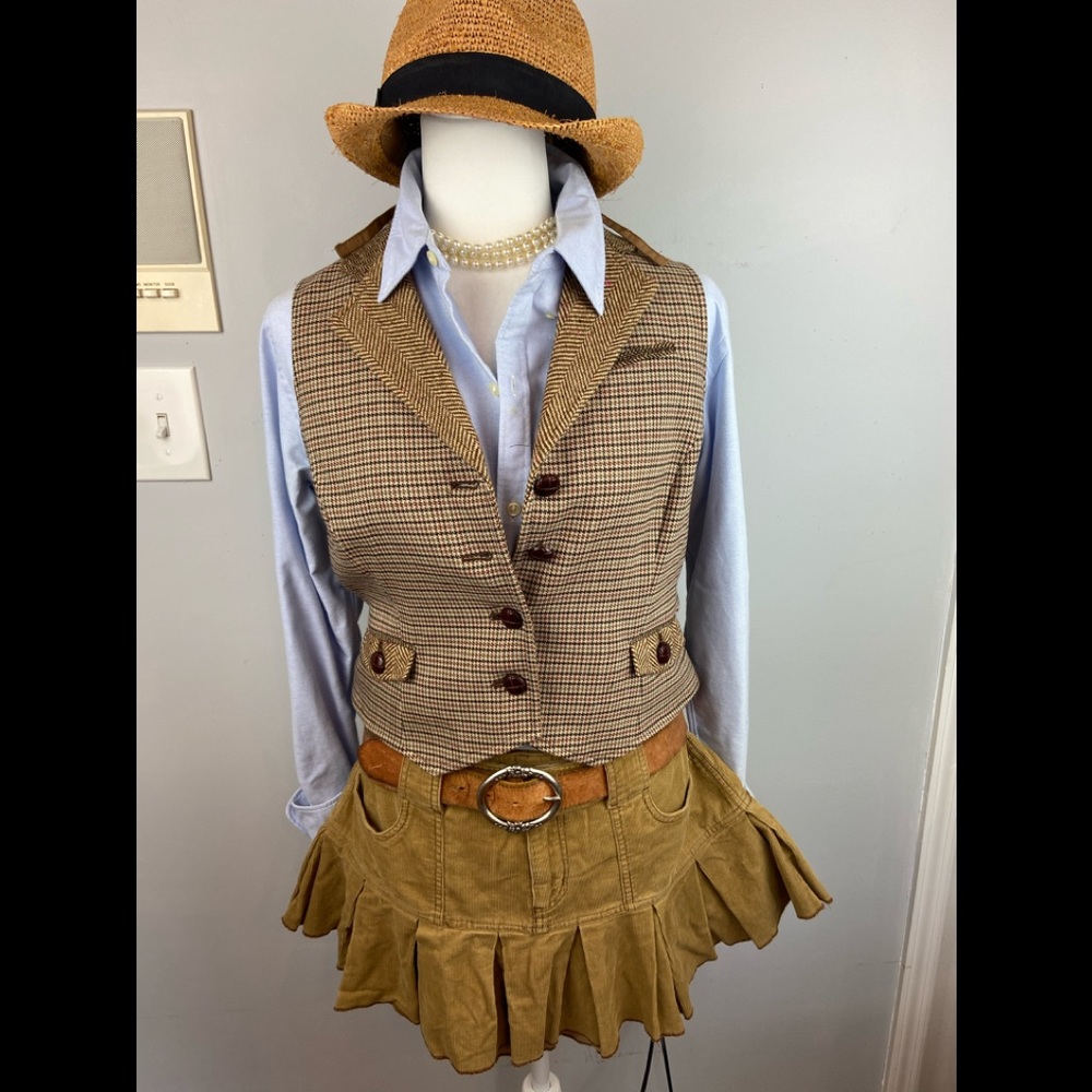 Aeropostale corduroy skirt